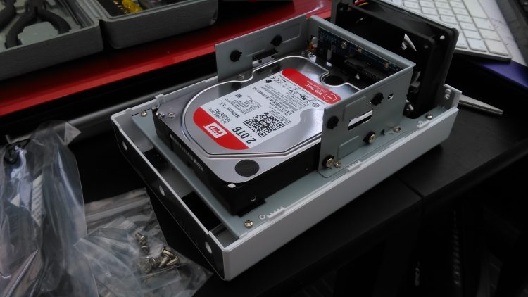 Installing Hard Drives in a Synology DS218j